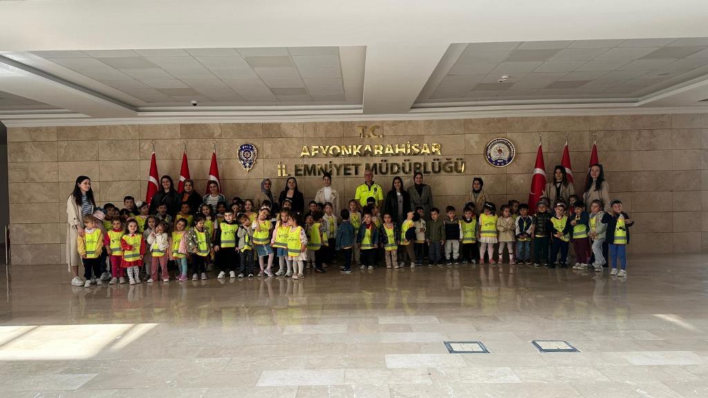 MİNİK ATOM KARINCA ANAOKULU’NDAN TRAFİK BİLİNCİNE ÖRNEK ZİYARET