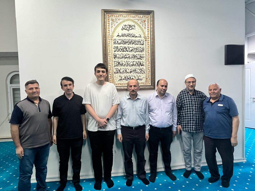 AFYON KALE YURDU ÖĞRENCİSİ HASAN YAZICI’DAN UMRE ÖDÜLLÜ BAŞARI