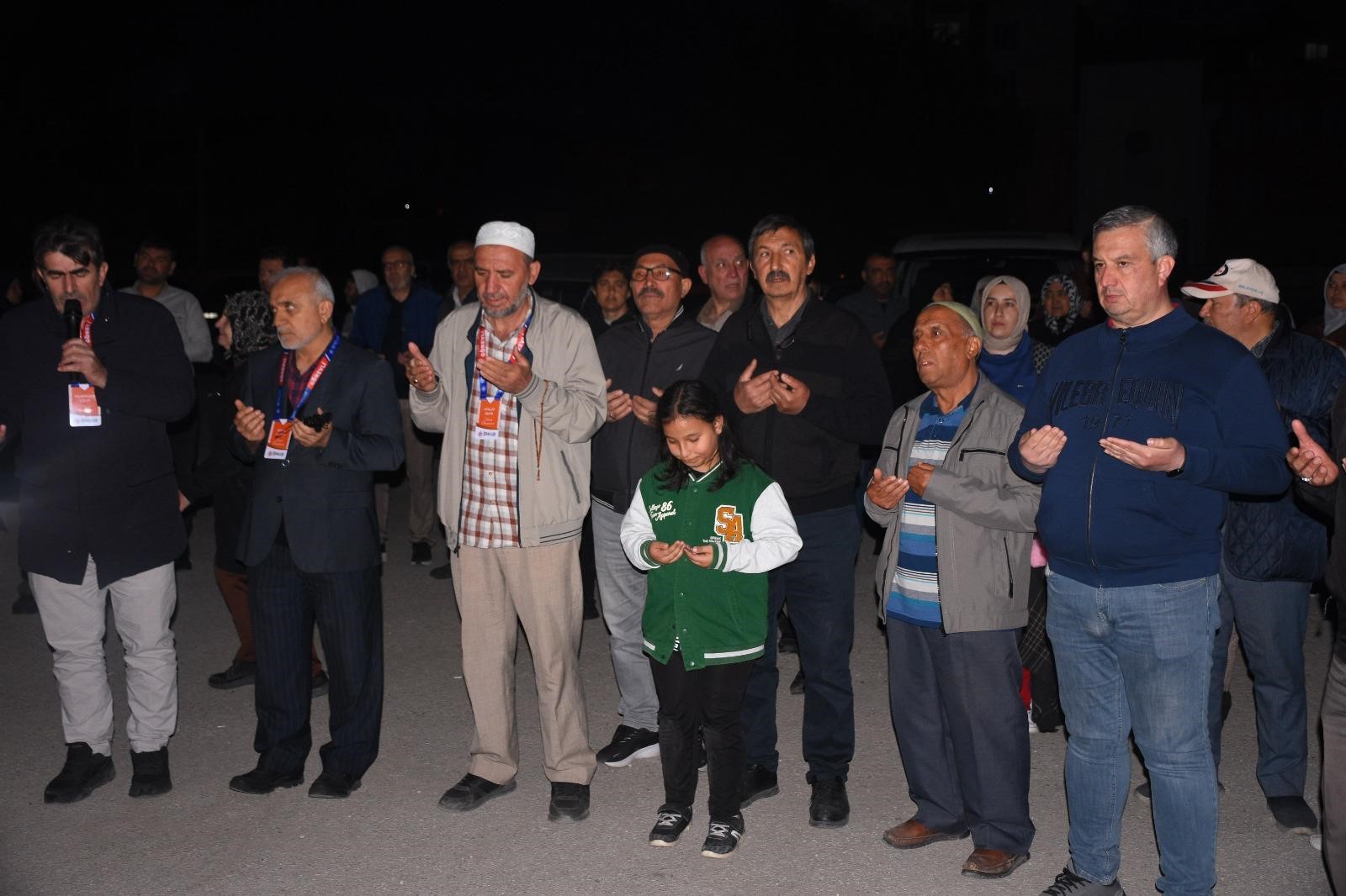Hacı Adayları Kutsal Topraklara Uğurlandı
