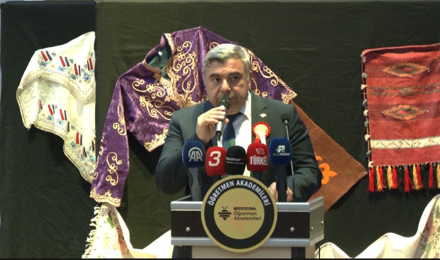 ÖĞRETMEN AKADEMİLERİ TAMAMLANDI