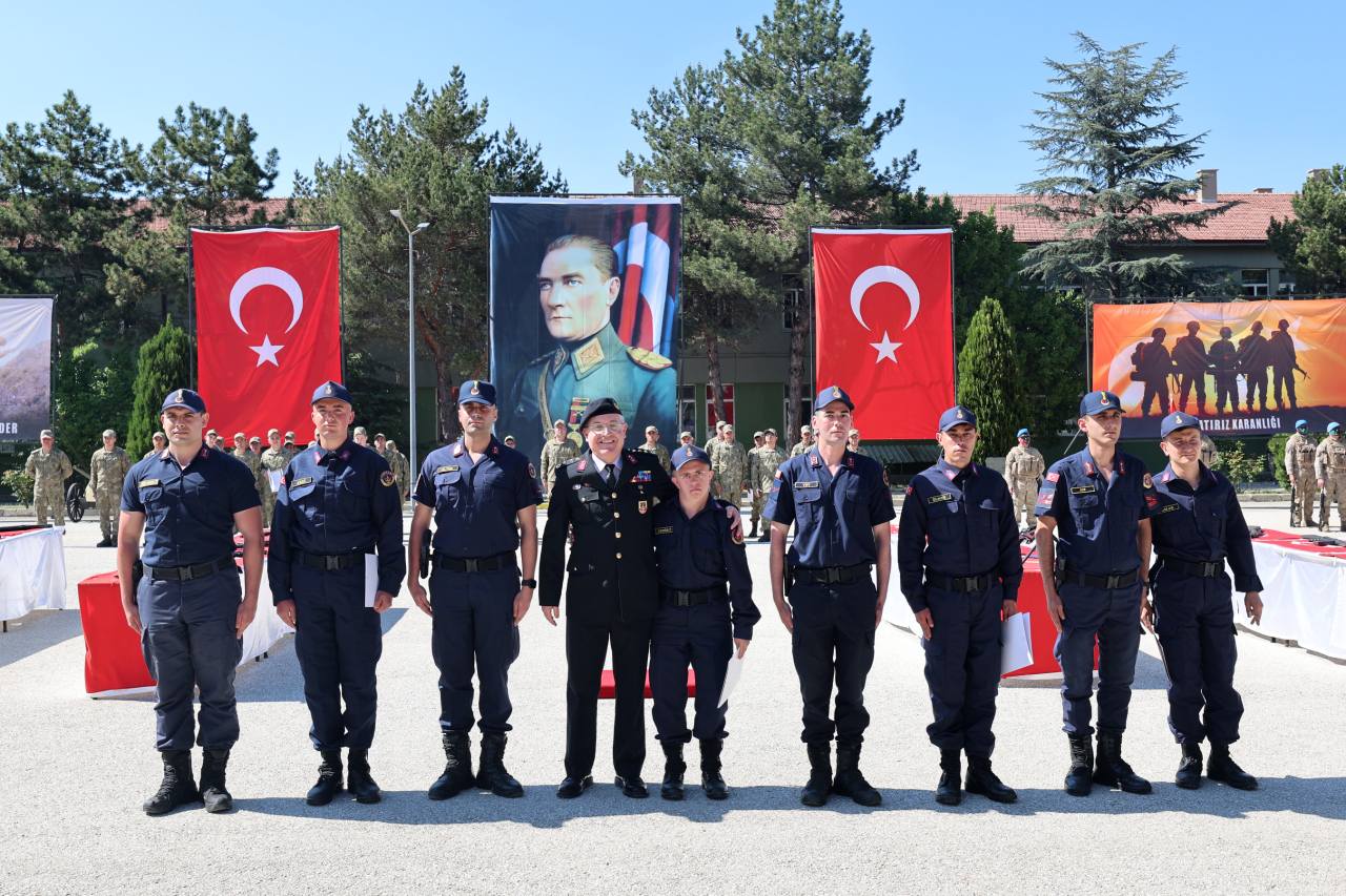 Vali Yiğitbaşı’ndan Anlamlı Destek: Temsili Mehmetçiklerin Gururuna Ortak Oldu