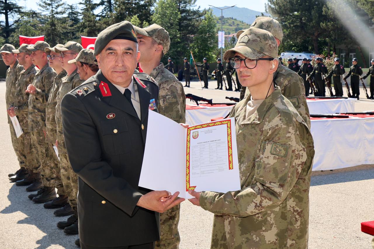 Vali Yiğitbaşı’ndan Anlamlı Destek: Temsili Mehmetçiklerin Gururuna Ortak Oldu