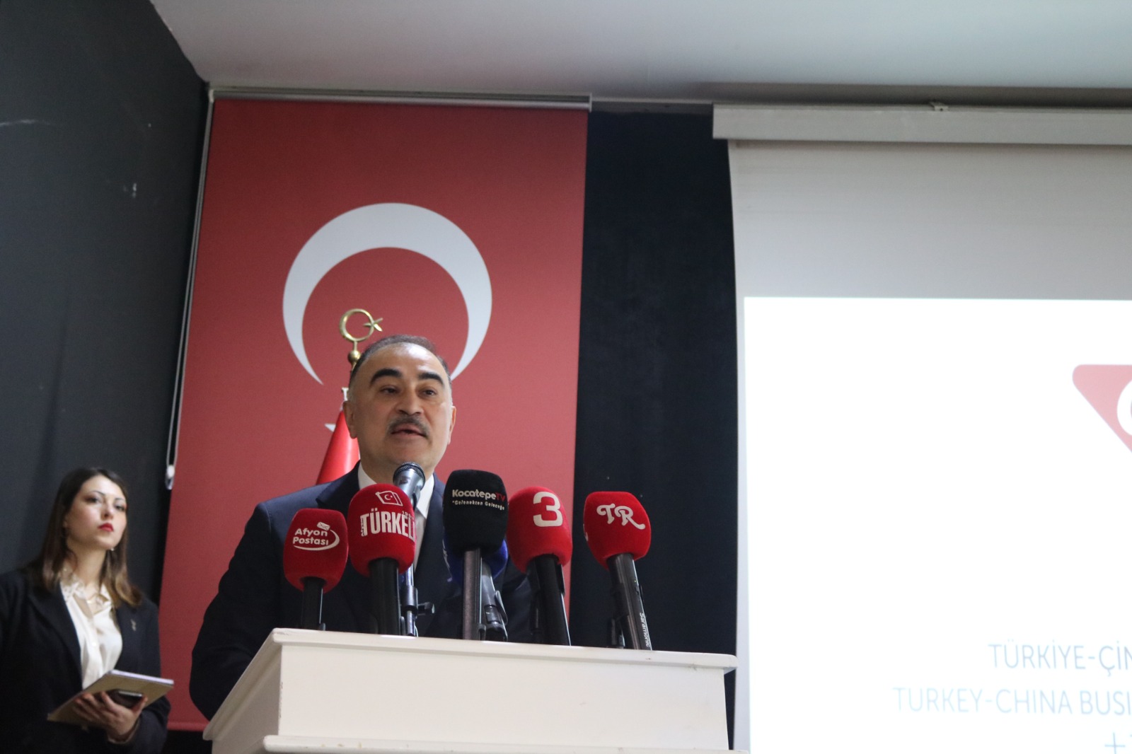 TÜRKİYE-AZERBAYCAN İŞ BİRLİĞİ PANELİ  AZERBAYCAN-TÜRKİYE STRATEJİK ORTAKLIĞI AFYONKARAHİSAR'DA KONUŞULDU