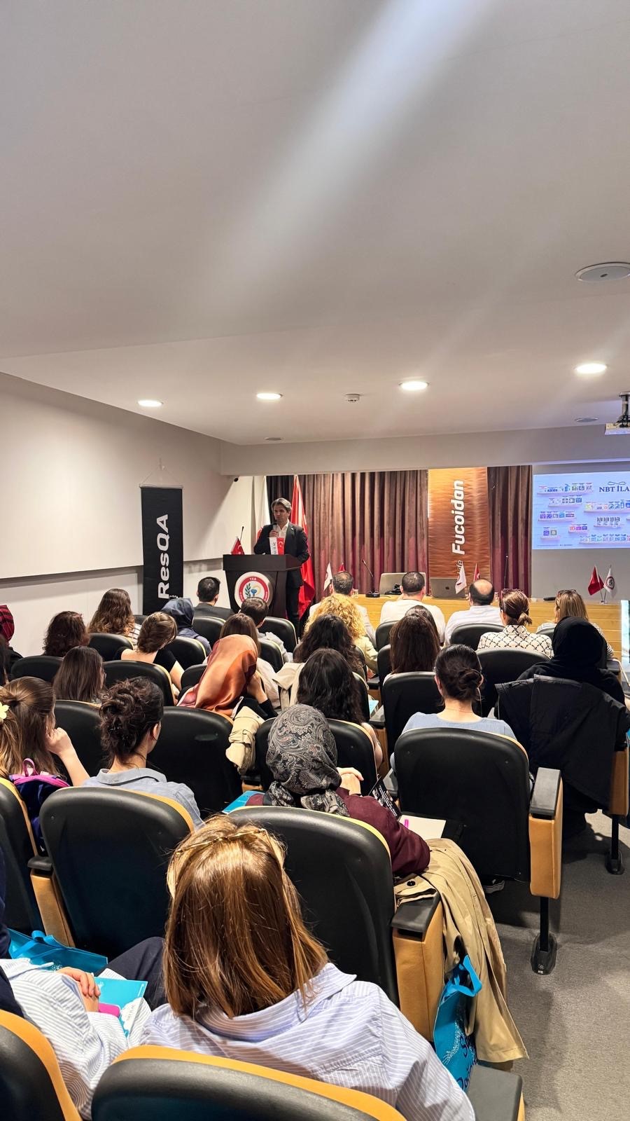 Eczacılar Eğitim Programında Bir Araya Geldi
