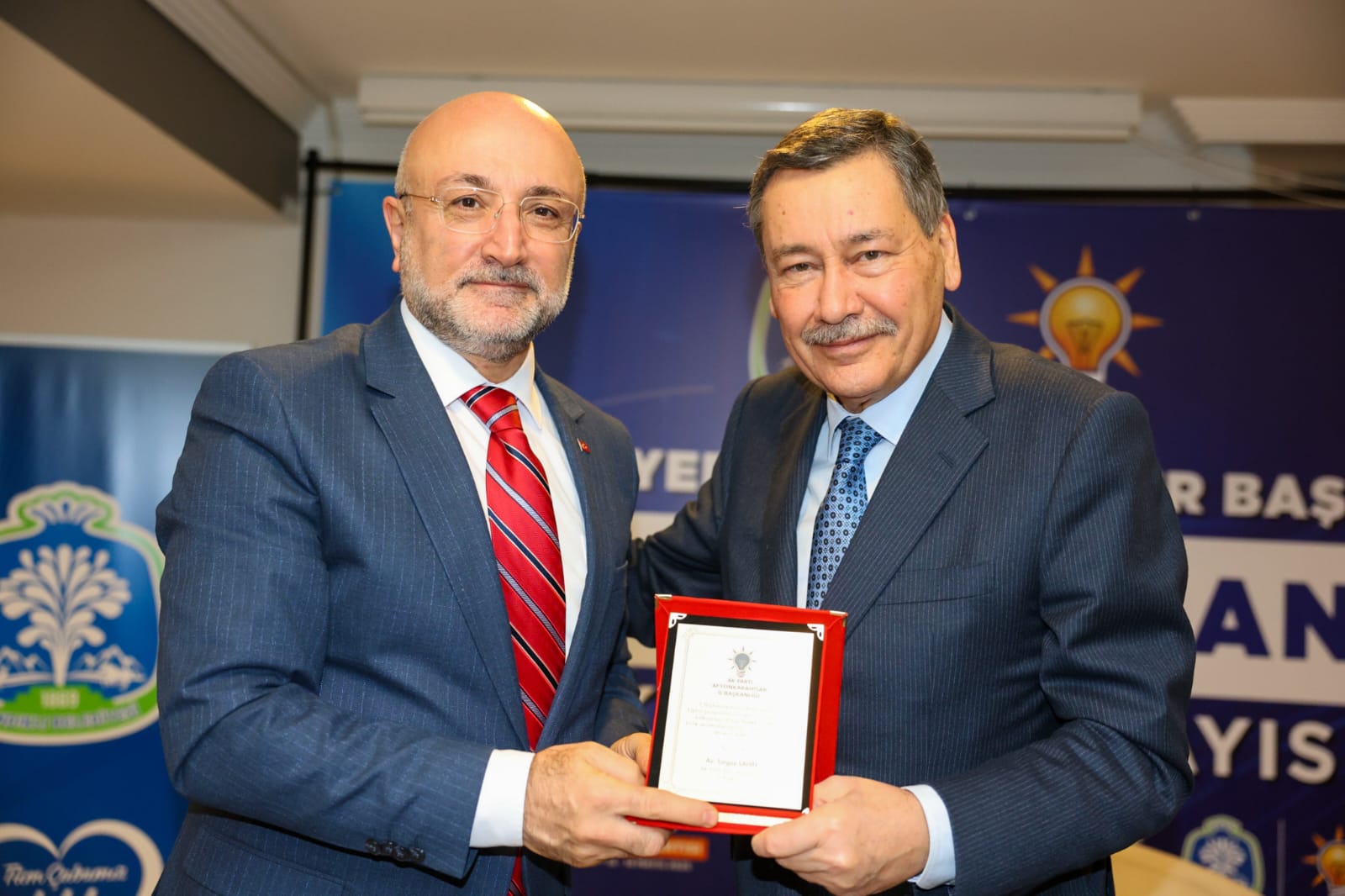 BAŞKAN GÖKÇEK SANDIKLI’DA AK PARTİ BELEDİYE BAŞKANLARIYLA BULUŞTU