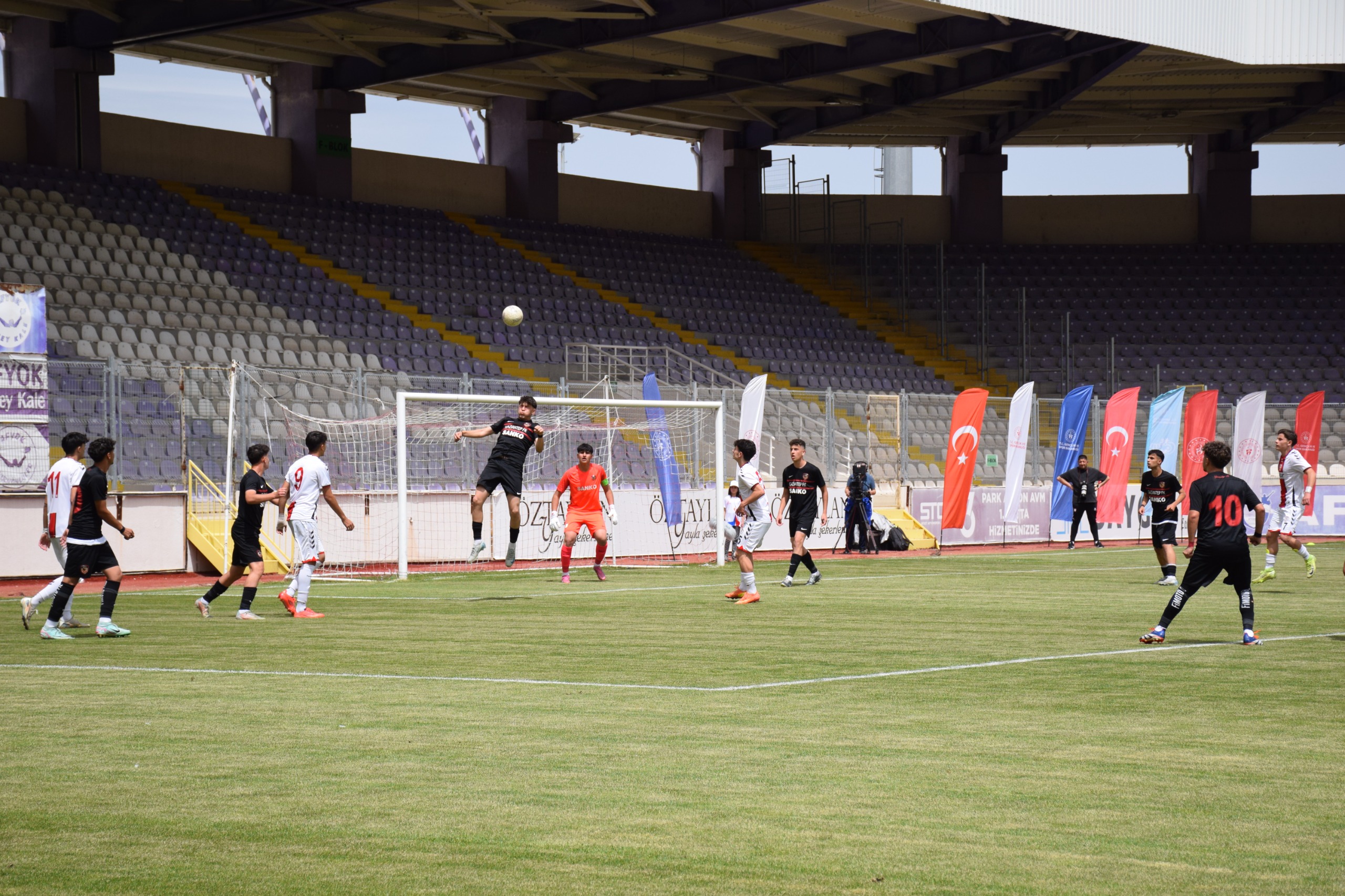 Genç Futbolcuların Kıyasıya Mücadelesi Afyonkarahisar’da Sona Erdi