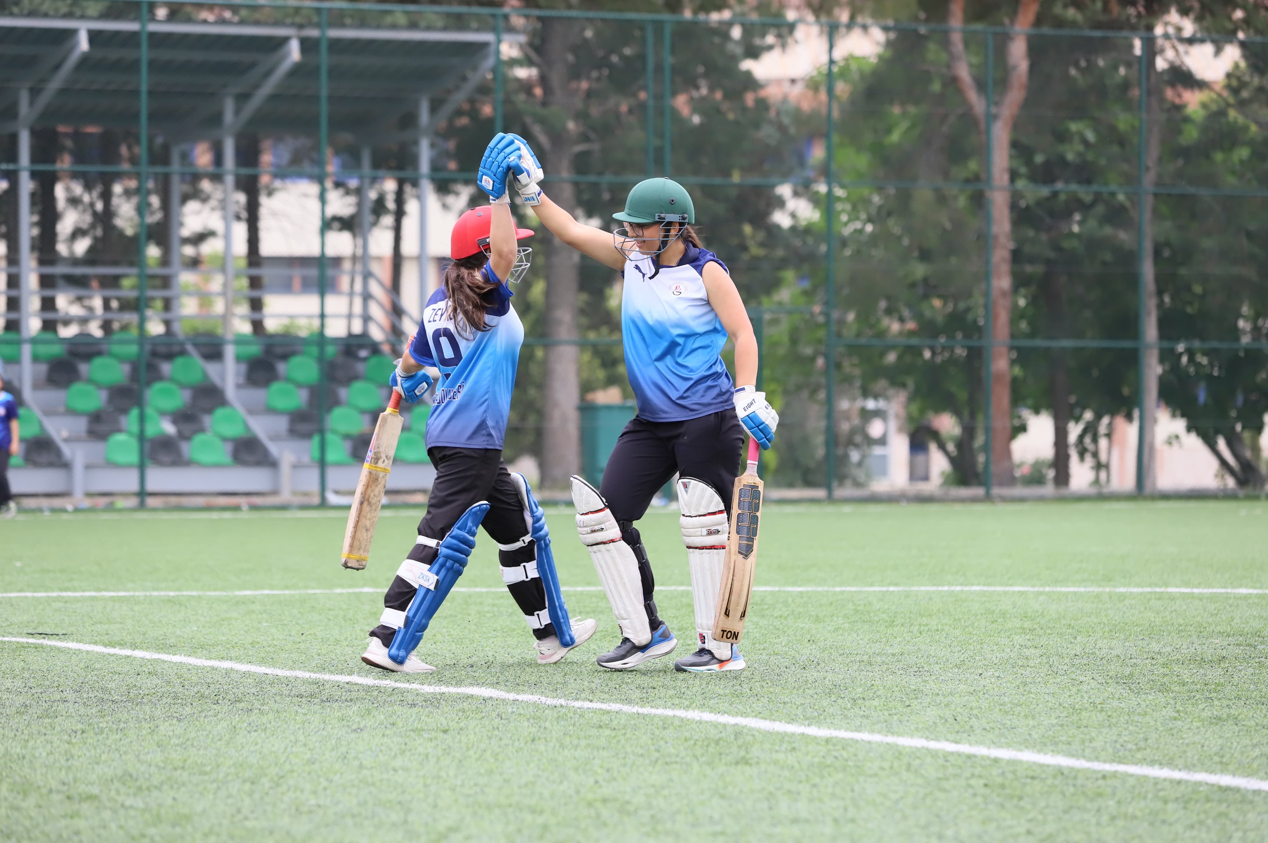 Krikette Türkiye Birinciliği Afyonkarahisar’ın! Afyonkarahisar Spor Lisesi Türkiye Şampiyonası’nda Zirveye Adını Yazdırdı