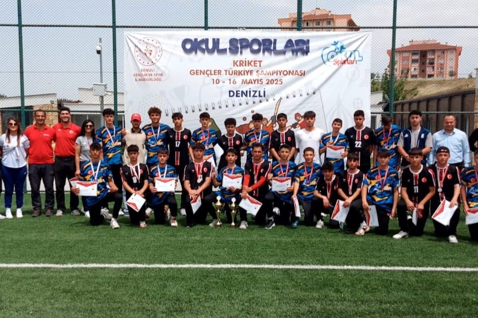 Krikette Türkiye Birinciliği Afyonkarahisar’ın! Afyonkarahisar Spor Lisesi Türkiye Şampiyonası’nda Zirveye Adını Yazdırdı