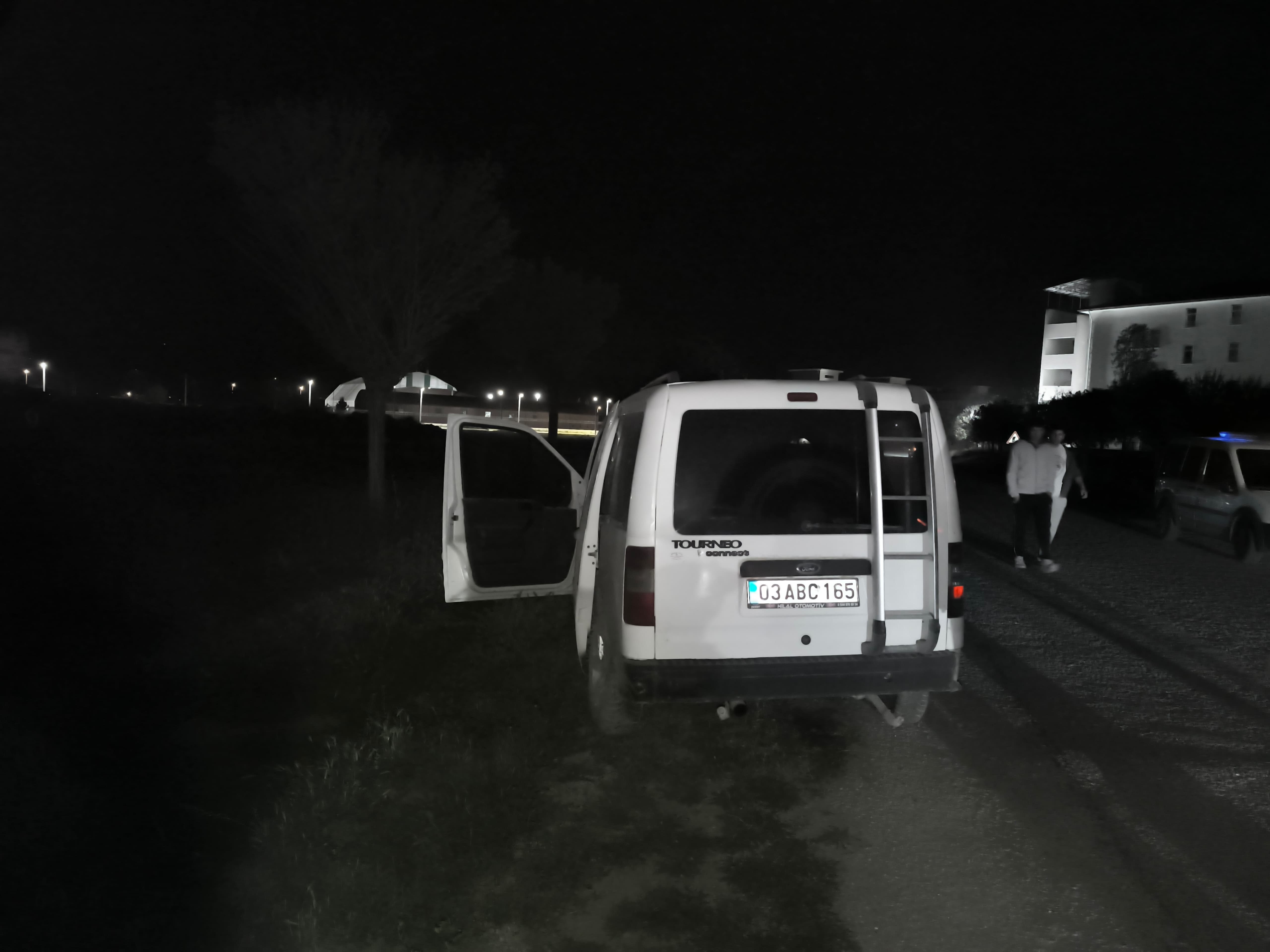 Kontrolden Çıkan Hafif Ticari Araç Takla Attı: Kazayı Yapan Araç Sürücüsü Olay Yerinden Kaçtı!