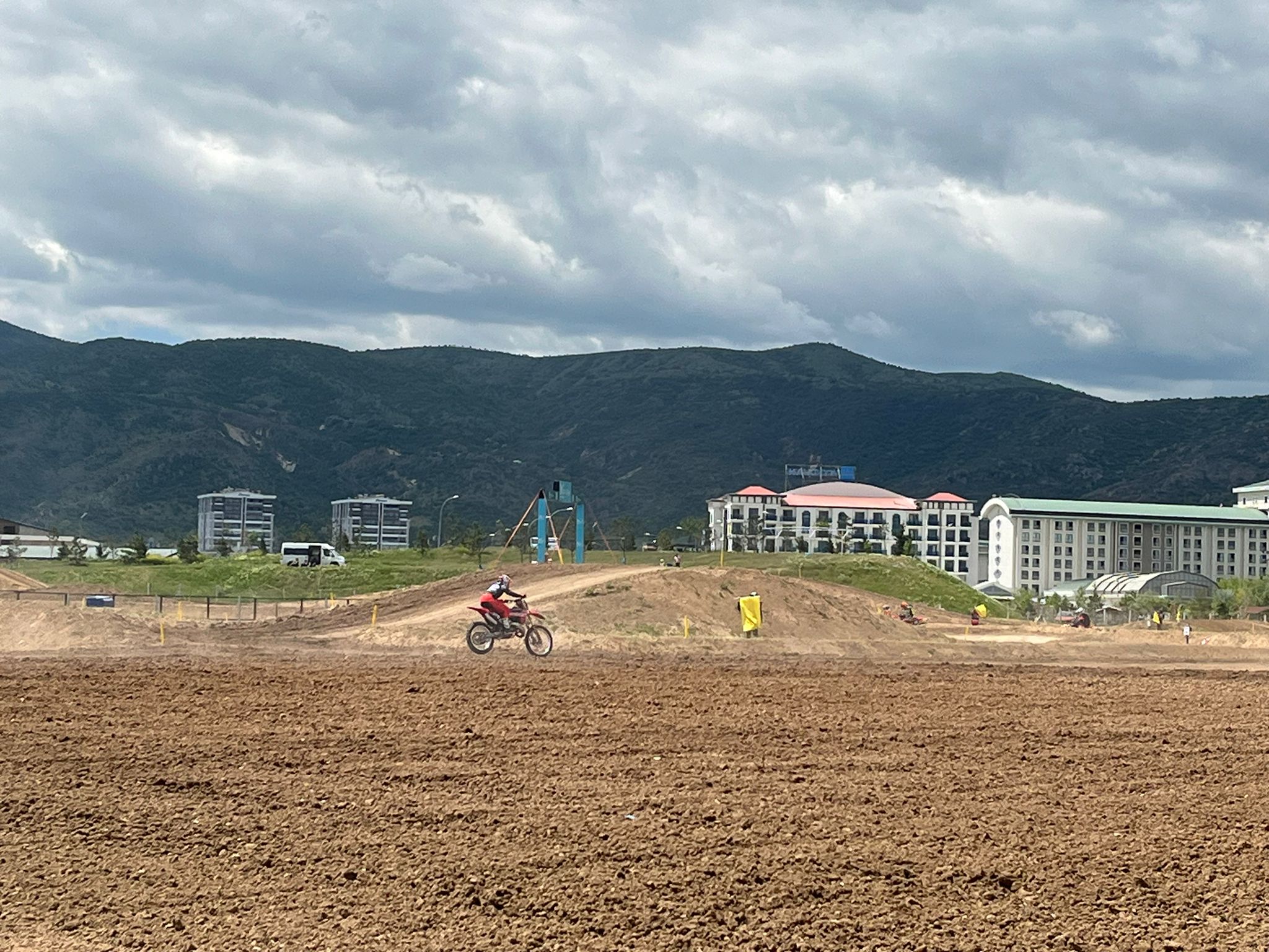 MOTOKROS  FİNAL TURU YARIŞLARI BAŞLADI