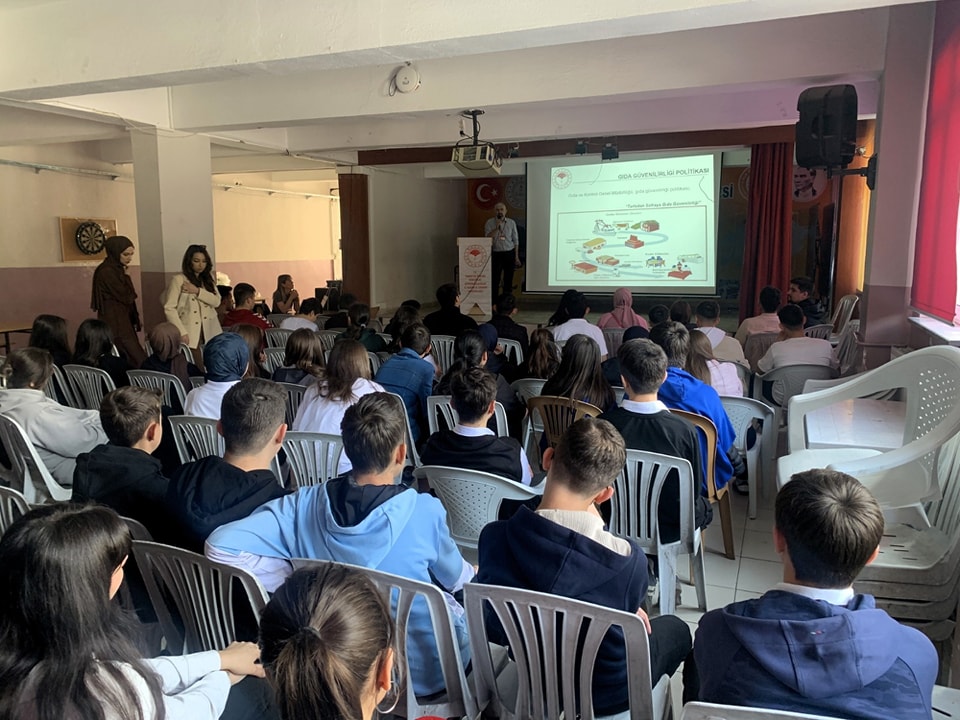 Afyon’da Öğrencilere Gıda Okuryazarlığı Eğitimi