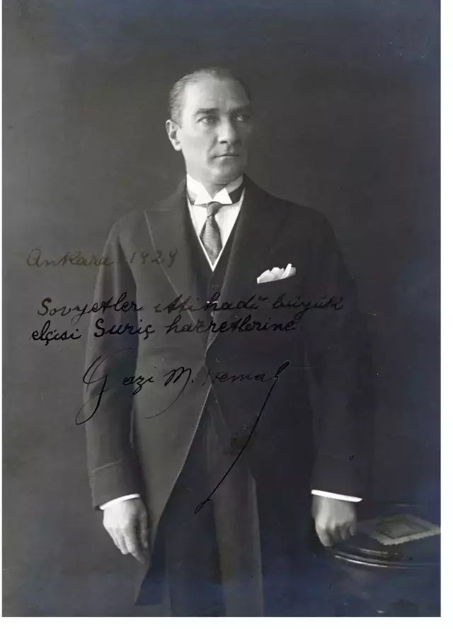 Atatürk’ün 1927’deki Fotoğraf Çekiminden Video Görüntüleri Ortaya Çıktı