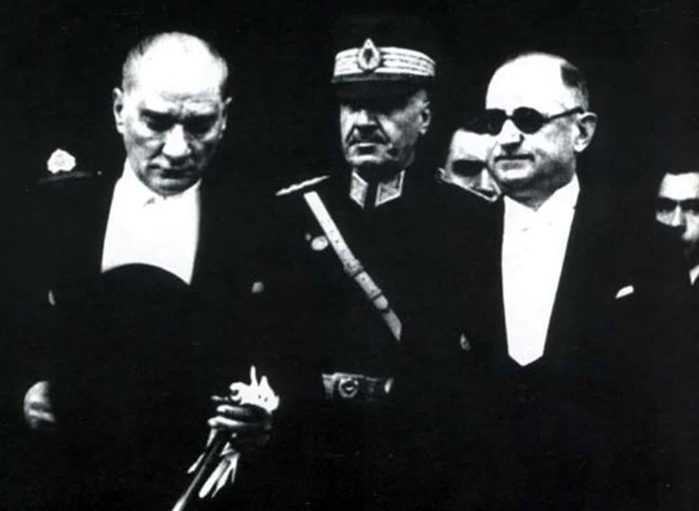 106 Yıllık Minnet! Sosyal Medyada Ata’ya Saygı Paylaşımları Zirvede