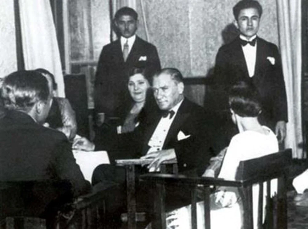 106 Yıllık Minnet! Sosyal Medyada Ata’ya Saygı Paylaşımları Zirvede