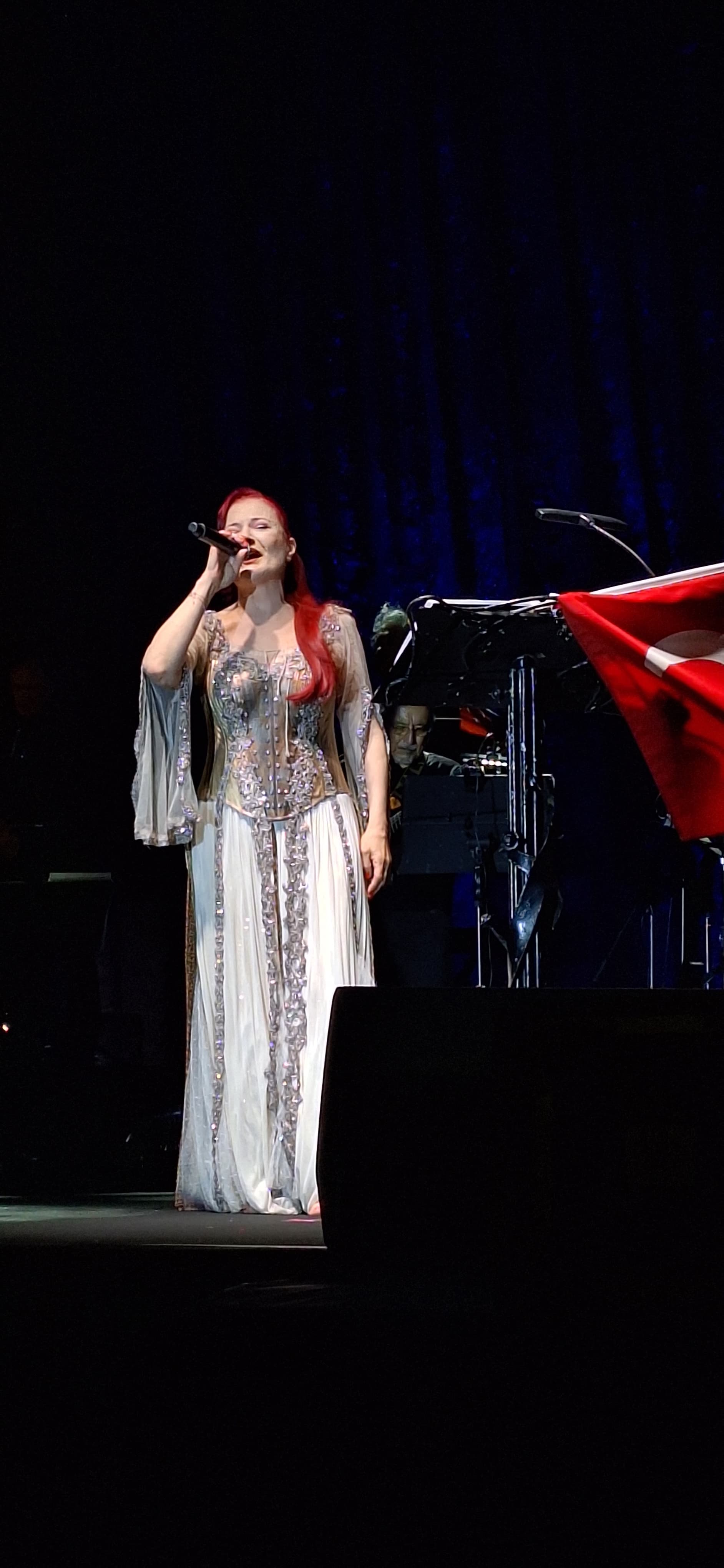 Candan Erçetin’den 19 Mayıs’a Özel Konser!