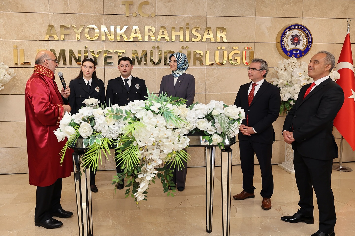 Vali Yiğitbaşı, Emniyet Mensuplarının Nikah Törenine Katıldı