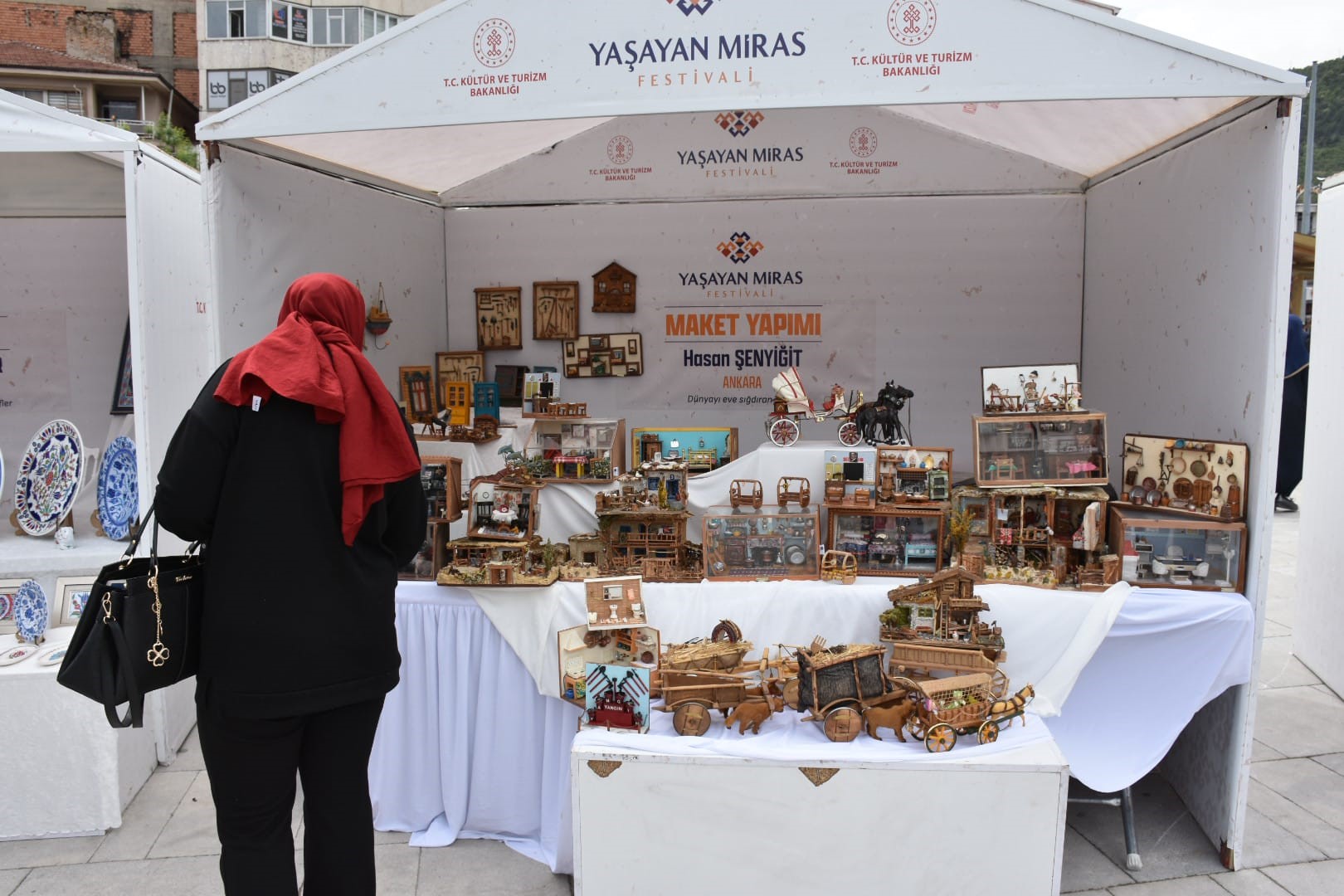 Emekli Memur, Yaptığı Minyatürler İle Görenleri Hayran Bırakıyor