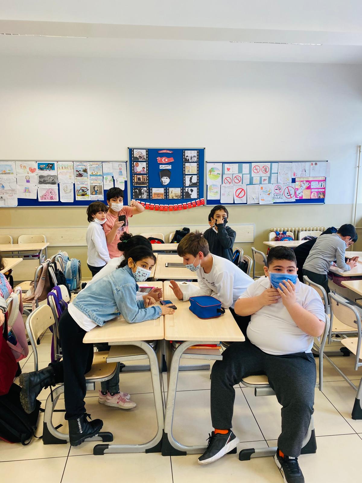 "Little Geniuses" Projesi ile Geleceğin Bilim İnsanları Yetişiyor