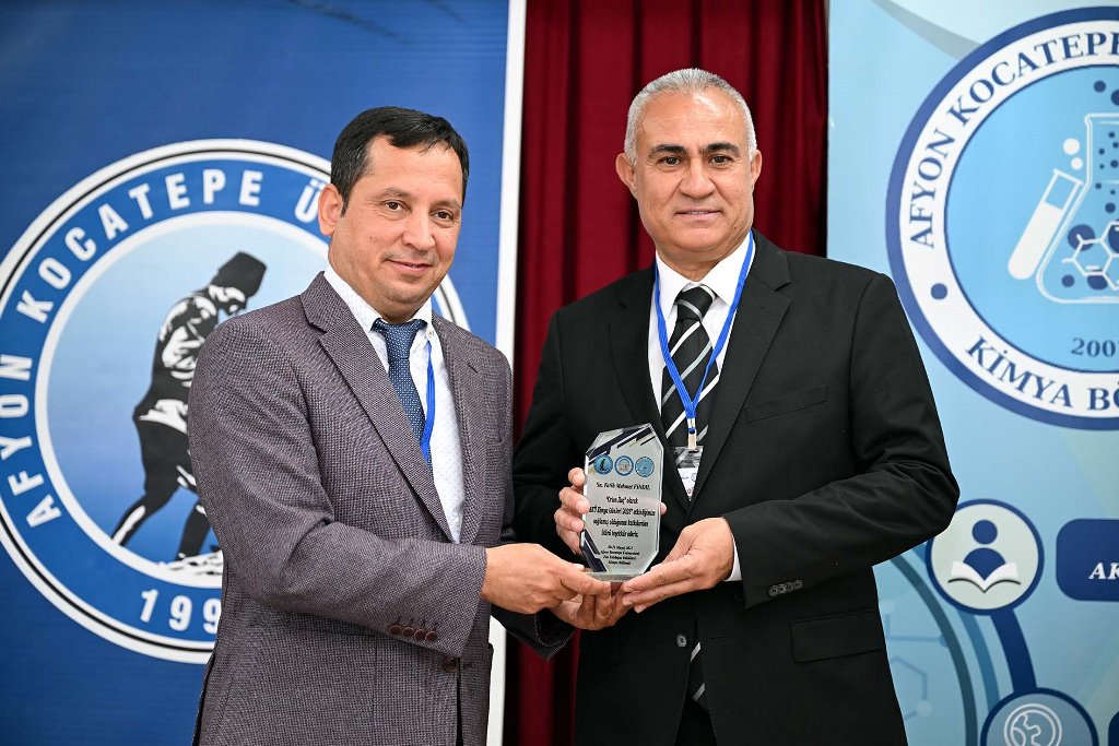 AKÜ’DE “KİMYA GÜNLERİ 2025” PANELİ GERÇEKLEŞTİRİLDİ