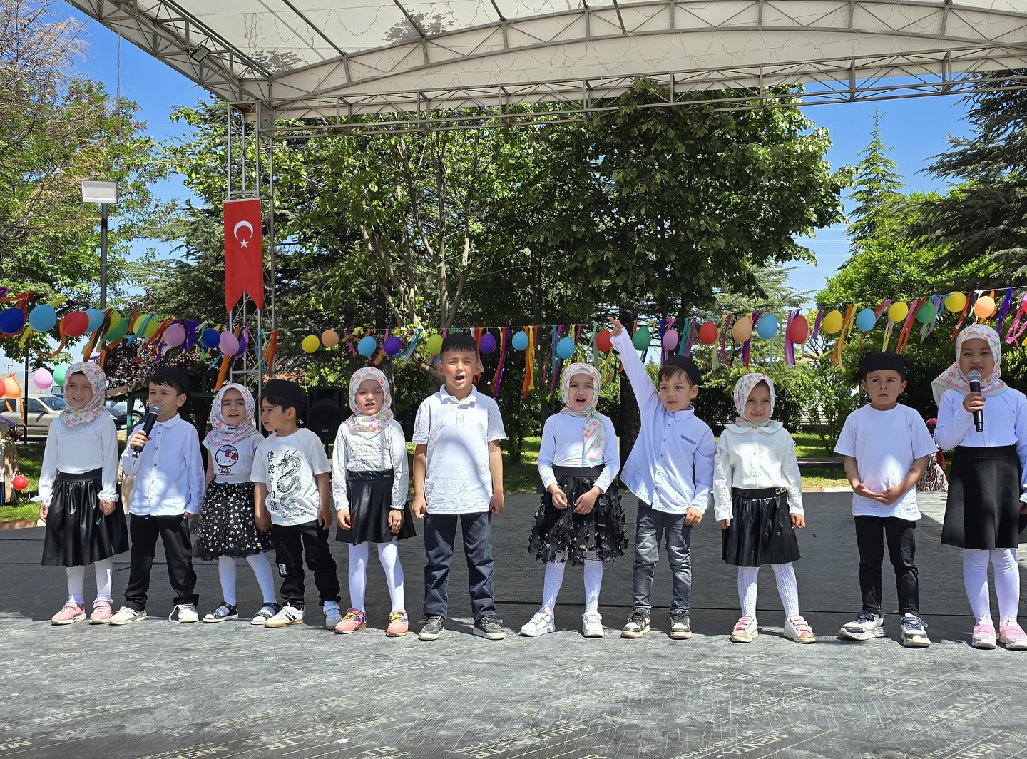 Bolvadin’de Aile Şenliği Programı Geniş Katılımla Gerçekleşti