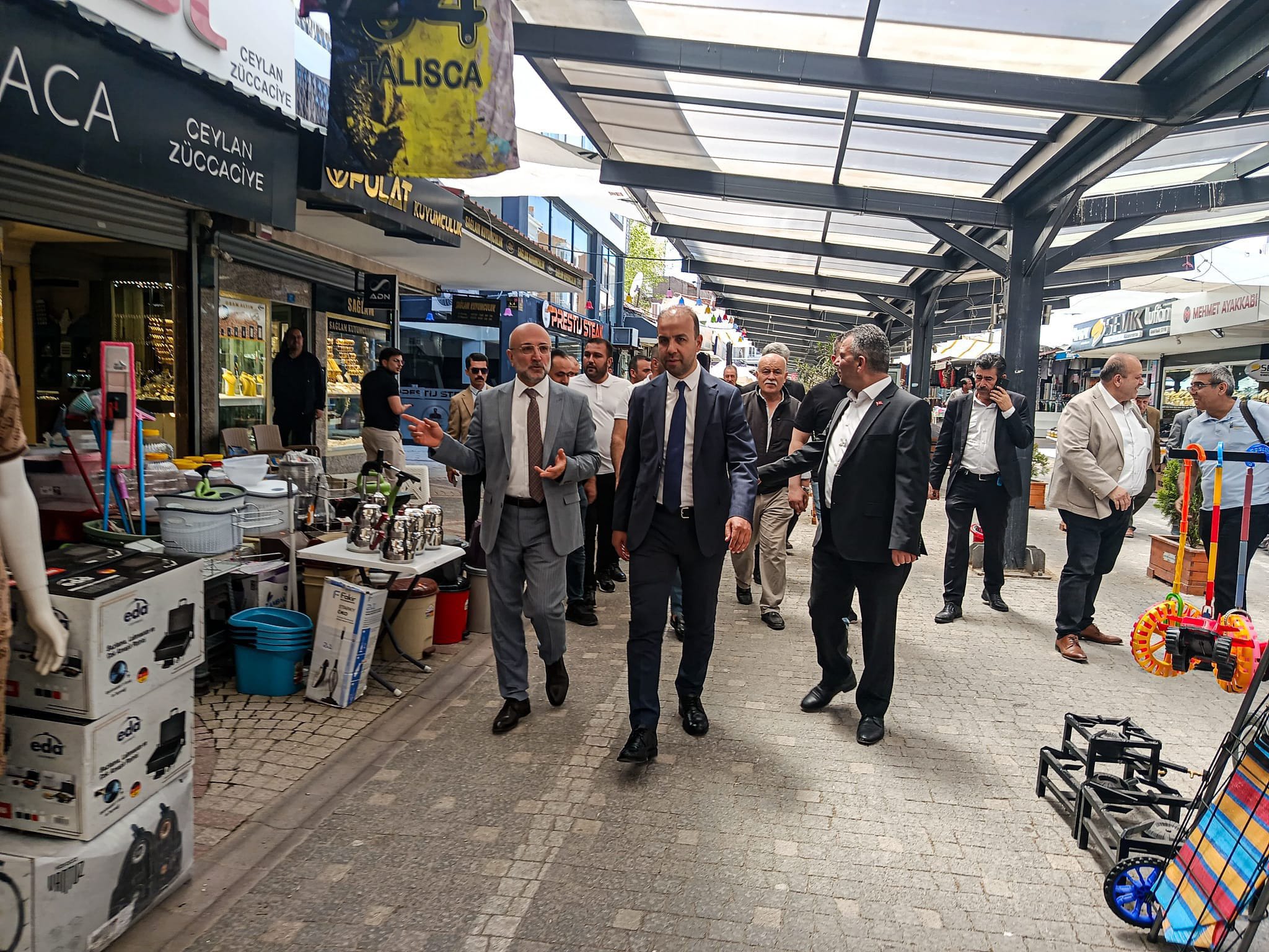 AK PARTİ GENEL MERKEZ'İNDEN AFYONKARAHİSAR’A ÇIKARMA DÖRT İLÇEDE BULUŞMA