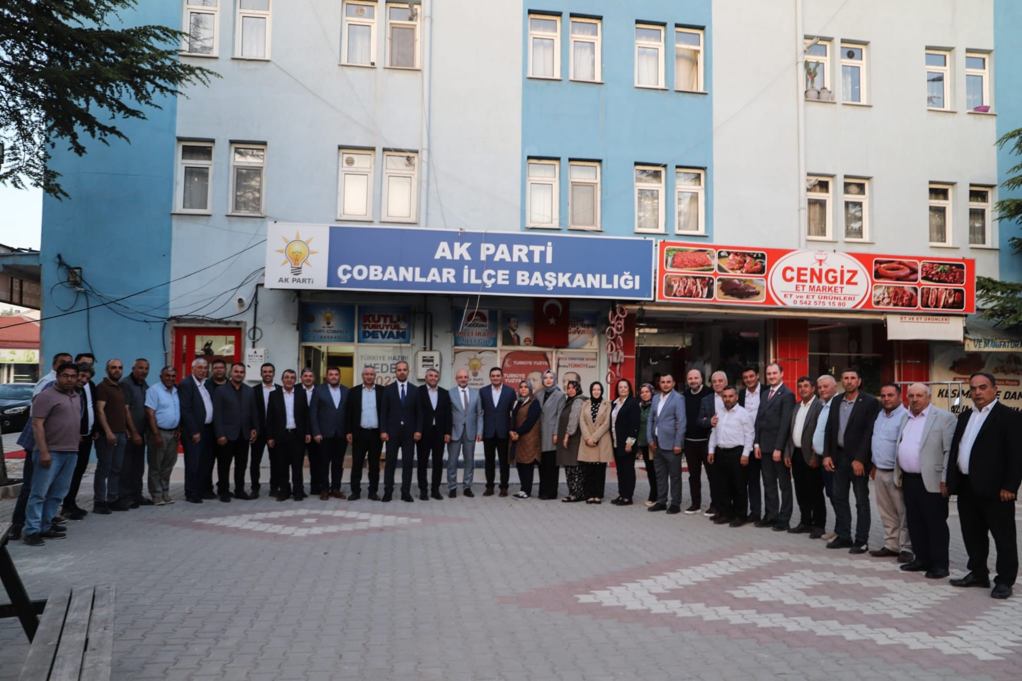 AK PARTİ GENEL MERKEZ'İNDEN AFYONKARAHİSAR’A ÇIKARMA DÖRT İLÇEDE BULUŞMA