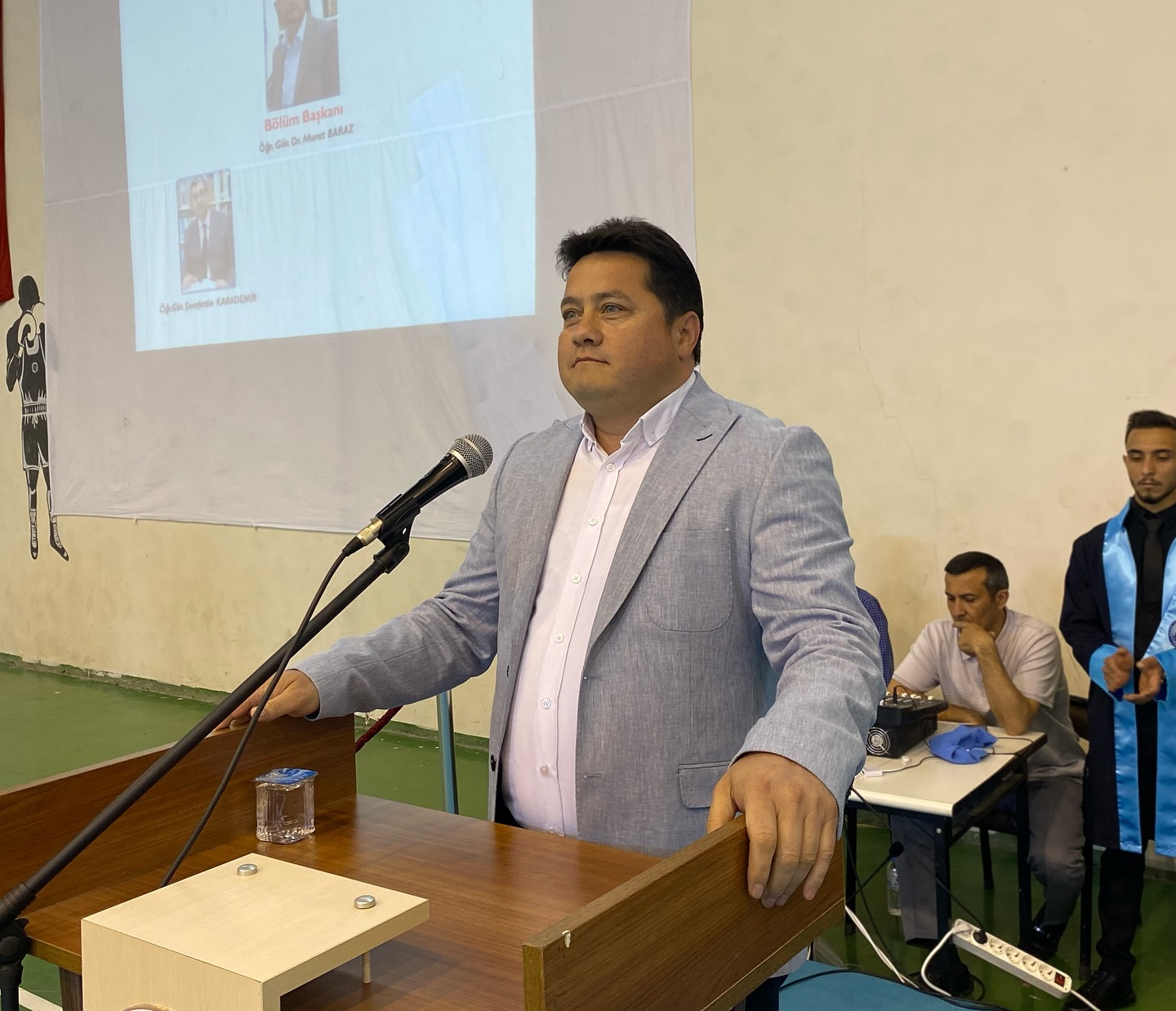 Bolvadin Meslek Yüksekokulu Mezuniyet Coşkusu Yaşadı
