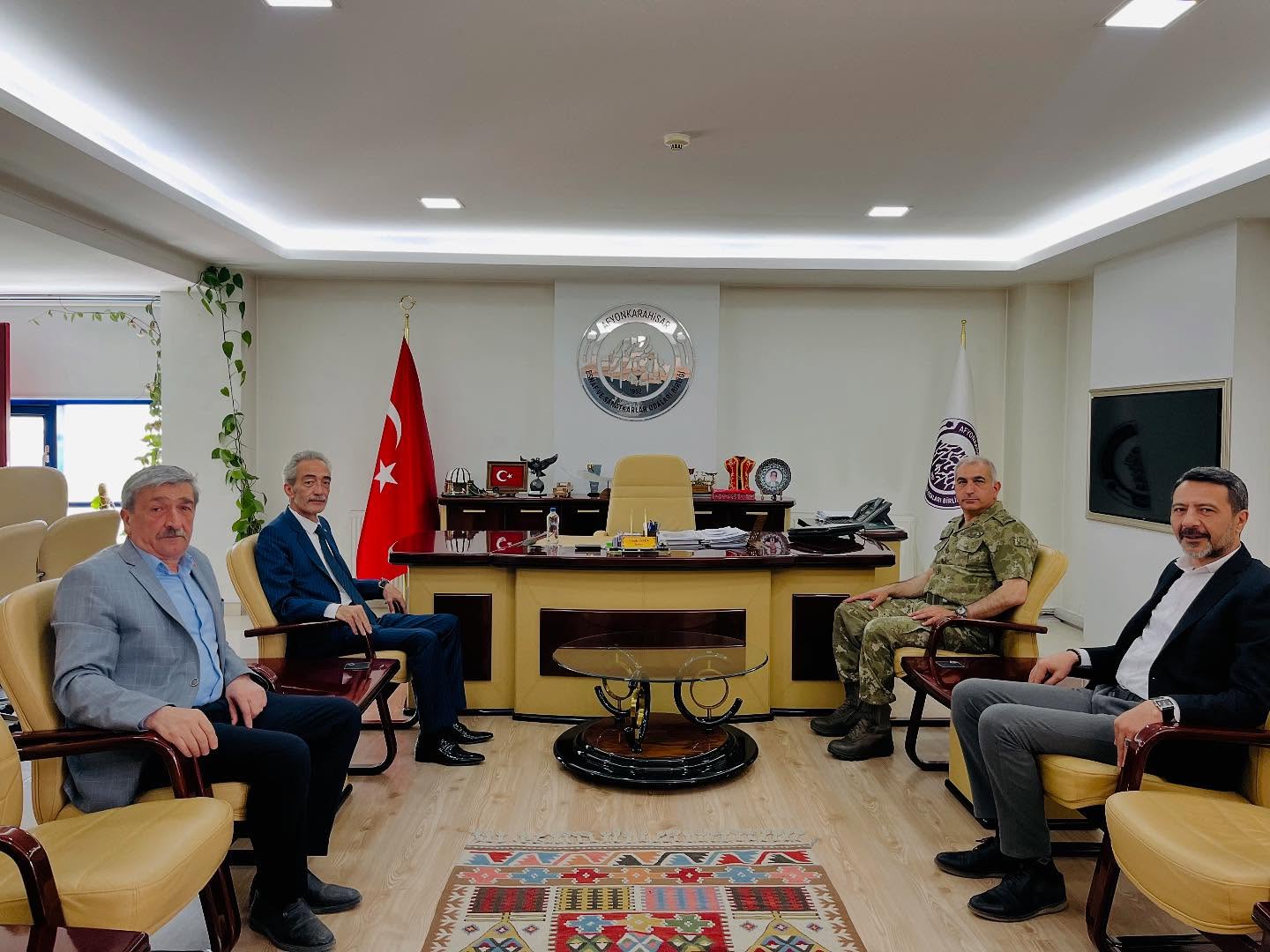 Tuğgeneral Fatih Dağlı’dan ESOB Başkanı Cengiz Üstün’e Ziyaret