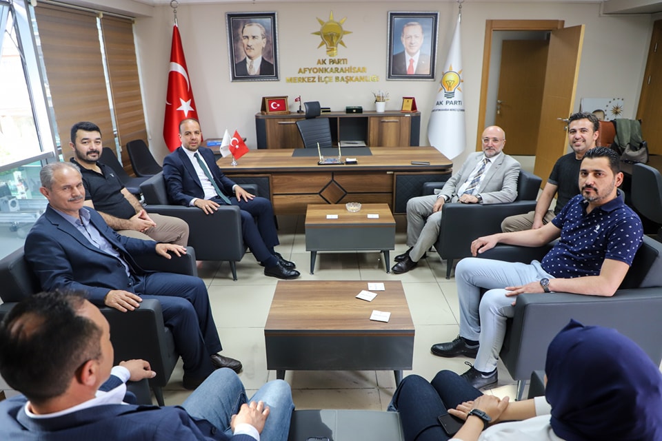 AK Parti İl Koordinatörü Gültekin, Afyonkarahisar Teşkilatıyla Buluştu