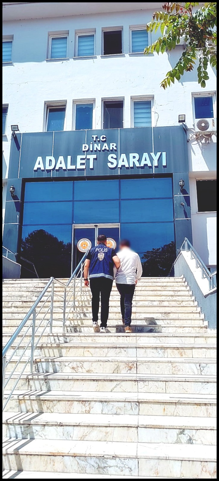 HIRSIZLIK SUÇUNDAN ARANAN ŞAHIS YAKALANDI