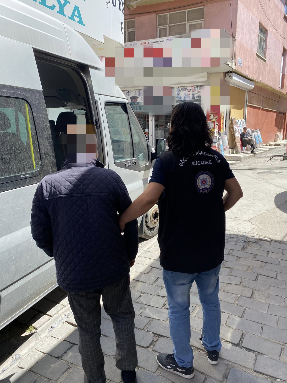 Afyon’da 6 Düzensiz Göçmen Sınır Dışı Edildi