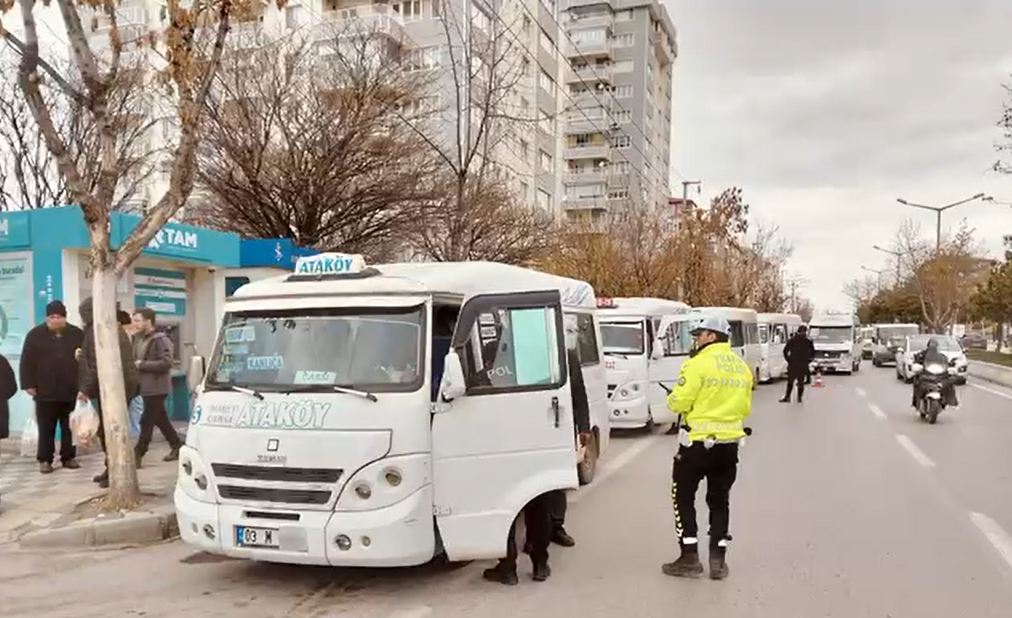 Minibüslere Sıkı Denetim: 8,6 Milyon Liralık Ceza Kesildi