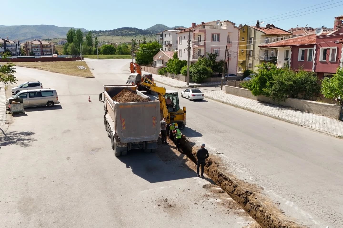 Afyonkarahisar Belediyesi, sağlıklı ve kesintisiz içme suyu temini için çalışmalarını sürdürüyor