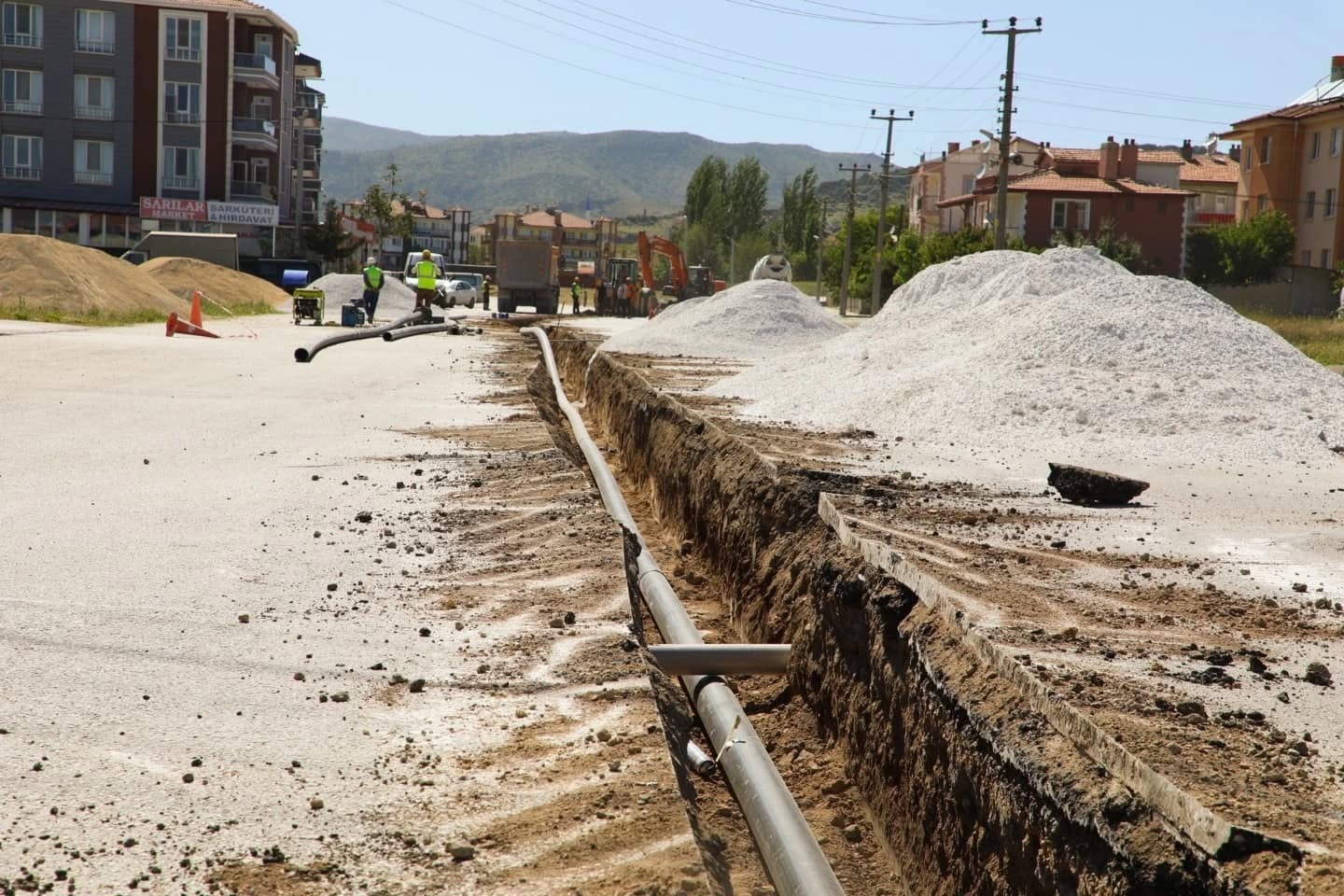 Afyonkarahisar Belediyesi, sağlıklı ve kesintisiz içme suyu temini için çalışmalarını sürdürüyor
