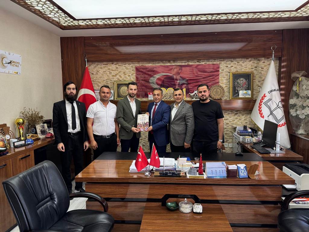 “GENÇLİĞİN ENERJİSİNİ SAHAYA YANSITIYORUZ”