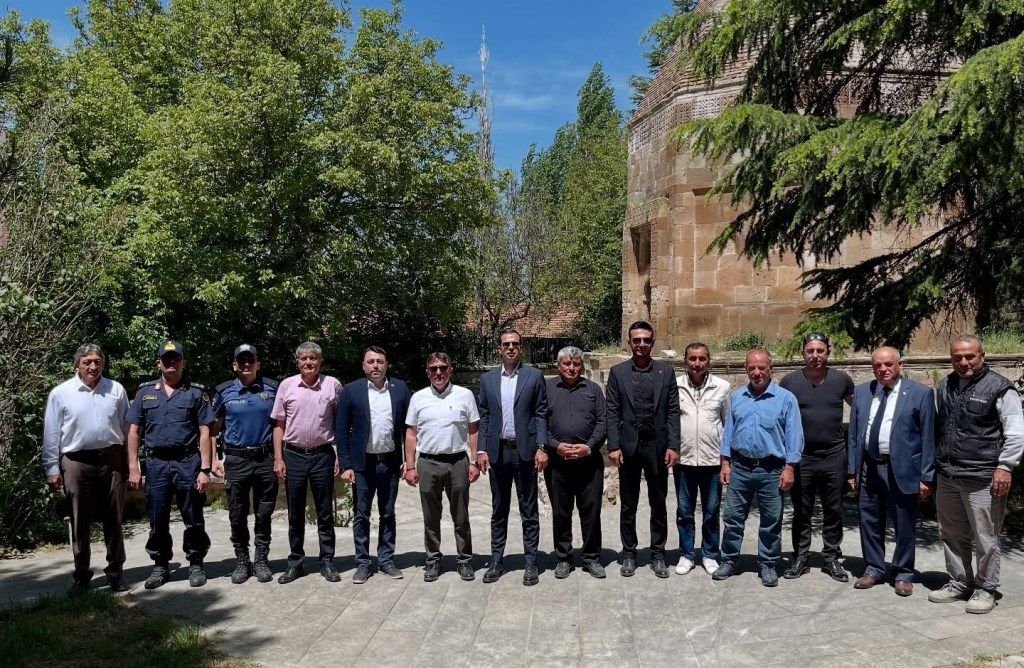 SİNANPAŞA’DA KÖYLER İÇİN HAREKETE GEÇİLDİ