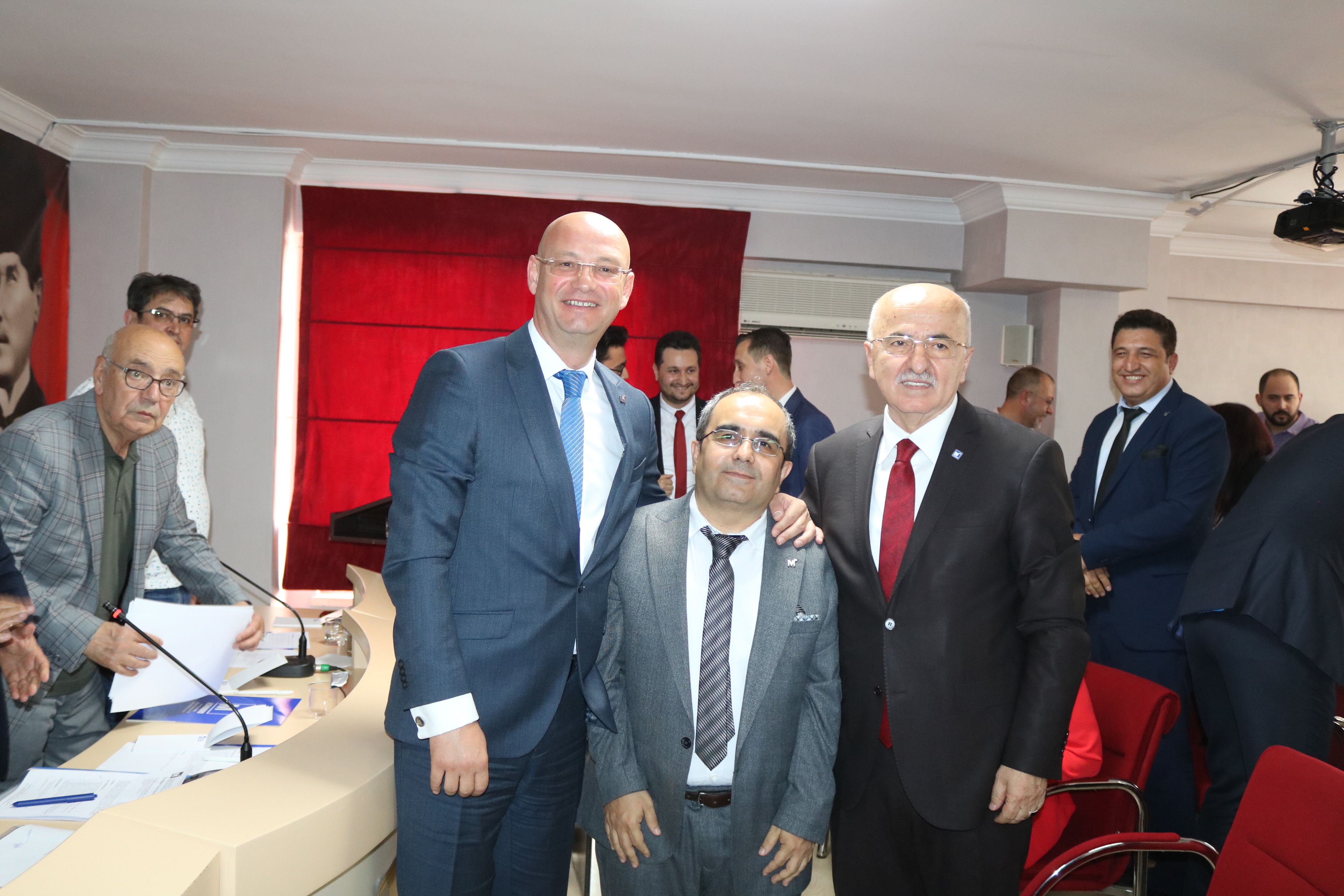 Afyonkarahisar SMMMO'da Genel Kurul Heyecanı