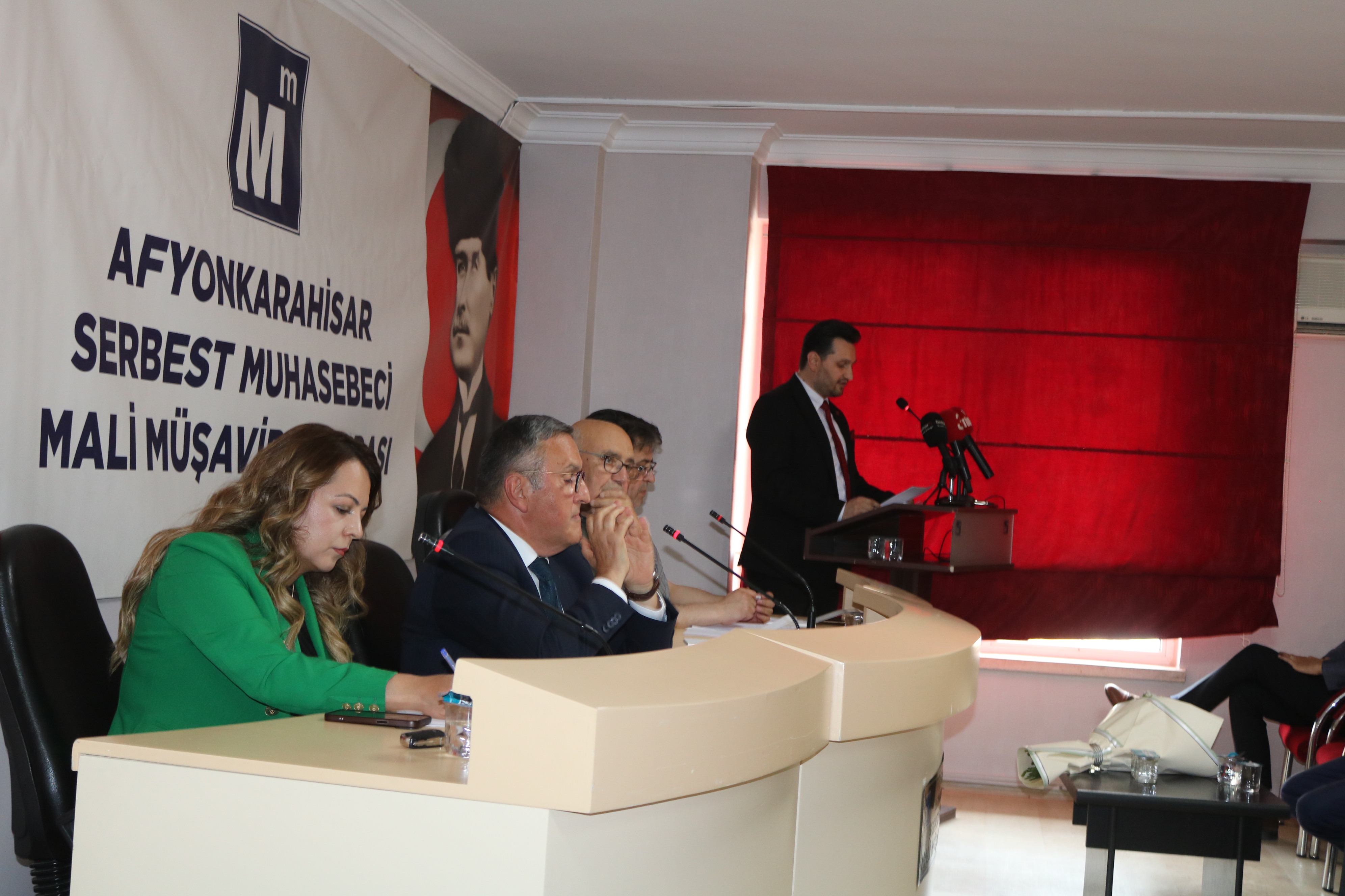 Afyonkarahisar SMMMO'da Genel Kurul Heyecanı