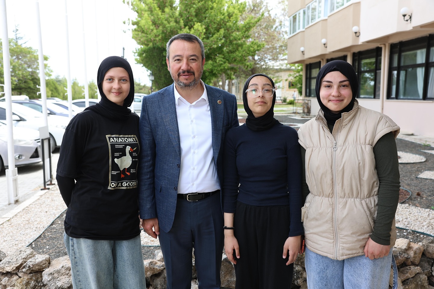 LGS DENEME SINAVI’NDA İLK 150’YE GİREN ÖĞRENCİLERE ÖDÜL