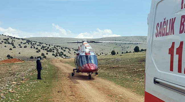 Yayladan dönen traktör kaza yaptı