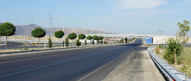 “BÜTÜN YOLLAR AFYON KAYMAĞI GİBİ”