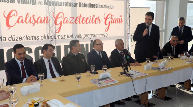 ÖZGÜR BASIN DEMOKRASİNİN KALESİDİR