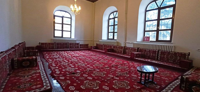 EMİRDAĞ KÜLTÜR EVİNDE SONA GELİNDİ