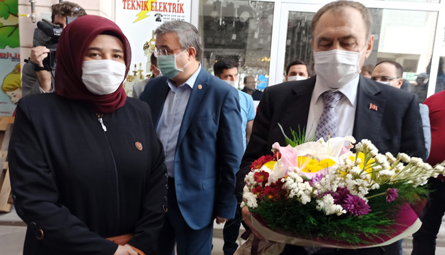 EROĞLU, HEMŞEHRİLERİYLE BİR ARAYA GELDİ
