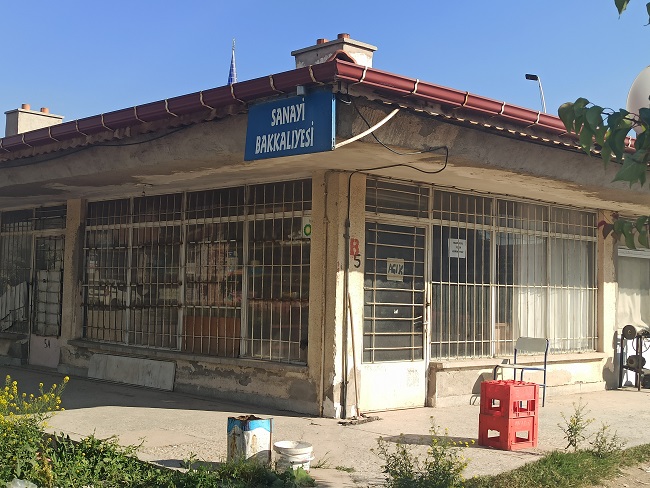 SİGARA HIRSIZLIĞI YAPAN İKİ KİŞİDEN BİRİ TUTUKLANDI