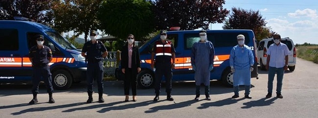 4 BİN NÜFUSLU BELDEDE FİLYASYON ÇALIŞMALARI SÜRÜYOR