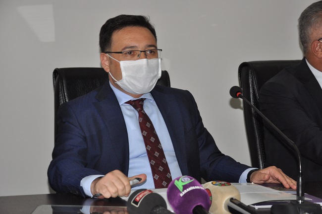 VALİ ÇİÇEK VATANDAŞLARIN SORUNLARINI DİNLEDİ