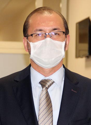 İKİ BAĞIŞÇIDAN ALINAN PLAZMA KORONA HASATLARINA UMUT OLDU