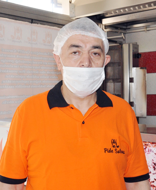 LALE PİDE KAPI KAPI İFTAR YEMEĞİ DAĞITIYOR