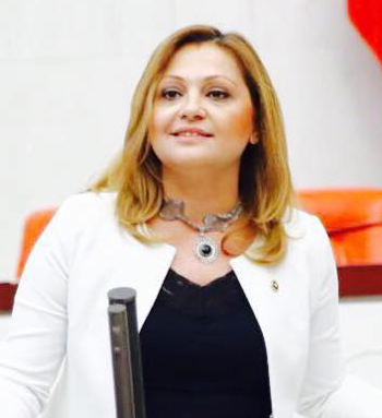 ÇANAKKALE ZAFERİNİ KUTLADILAR